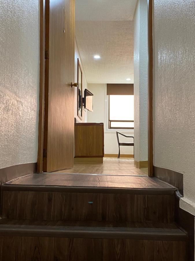 Hotel San Lucas Kota Meksiko Bagian luar foto
