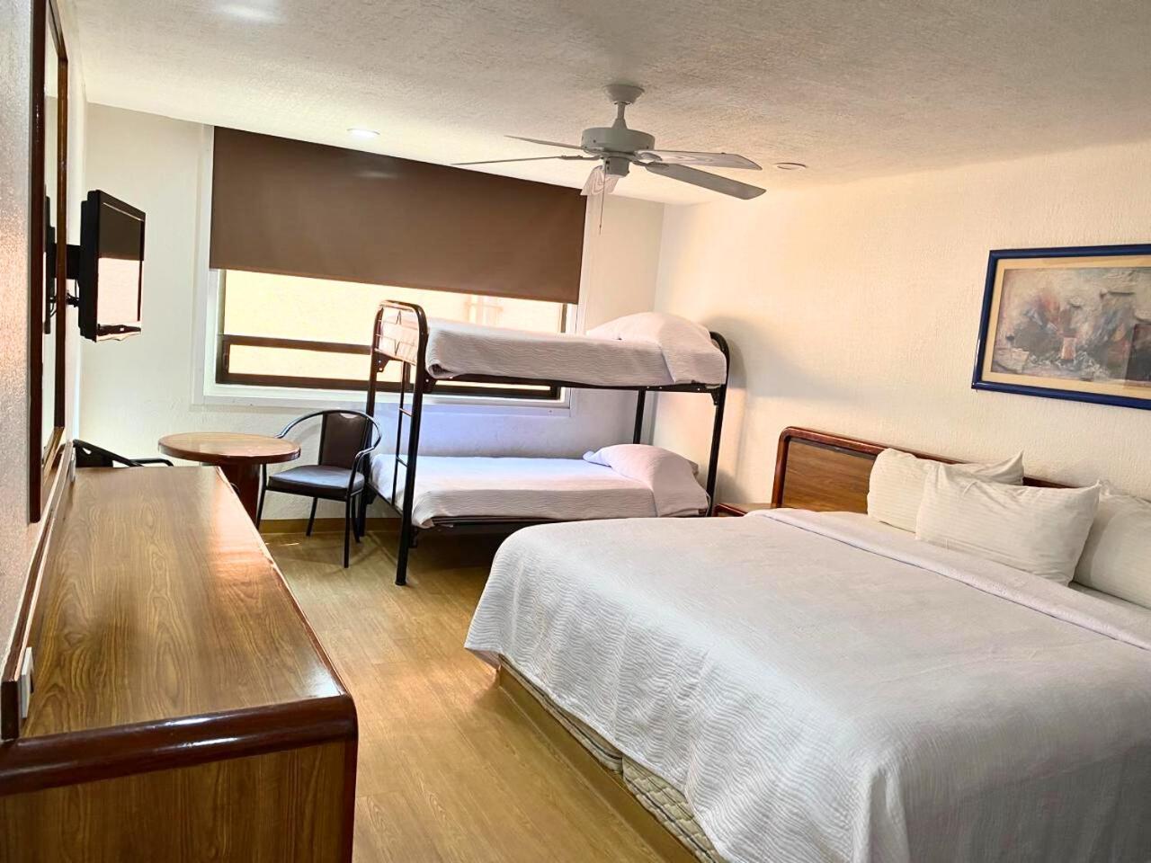 Hotel San Lucas Kota Meksiko Bagian luar foto
